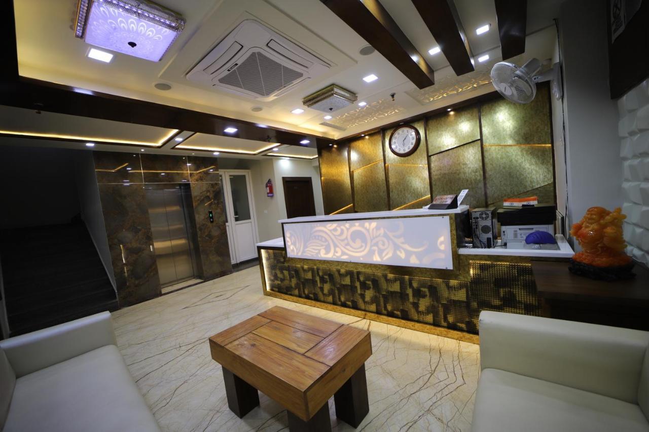 Hotel Royal Phoenix Agra  Extérieur photo