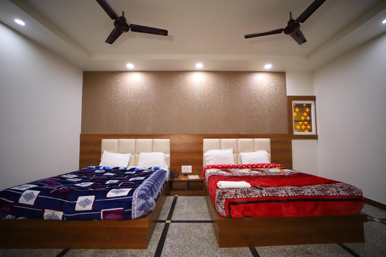 Hotel Royal Phoenix Agra  Extérieur photo
