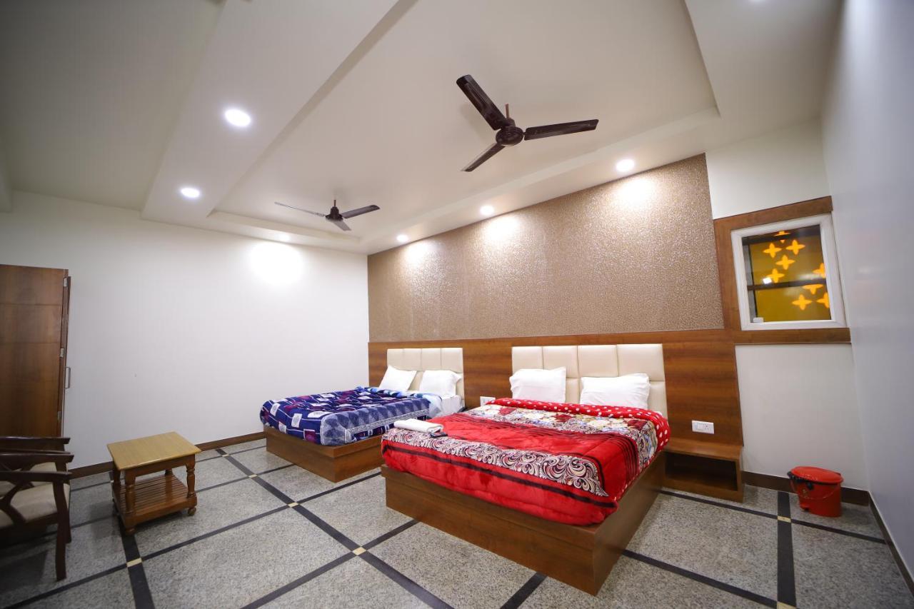 Hotel Royal Phoenix Agra  Extérieur photo