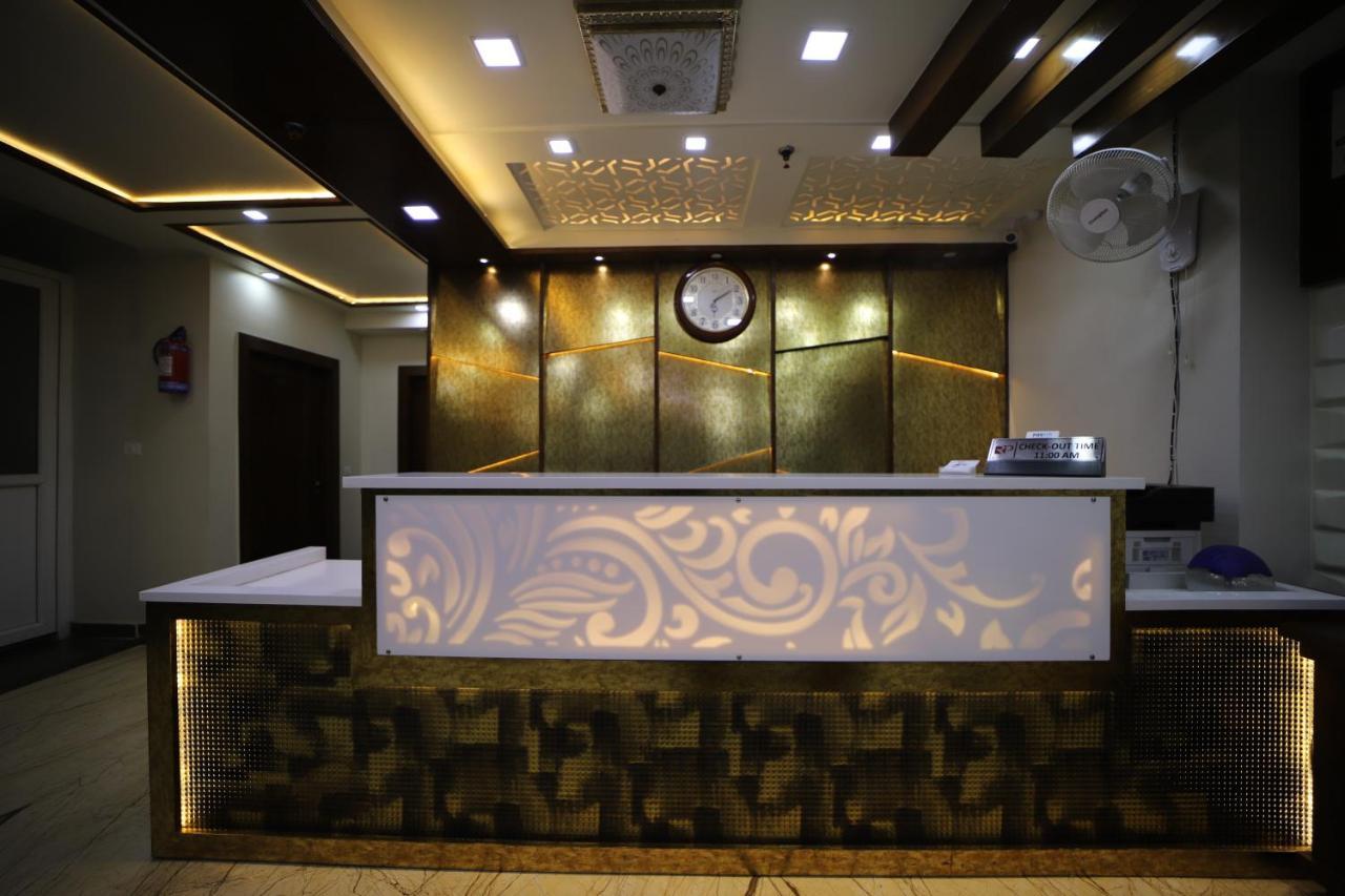 Hotel Royal Phoenix Agra  Extérieur photo