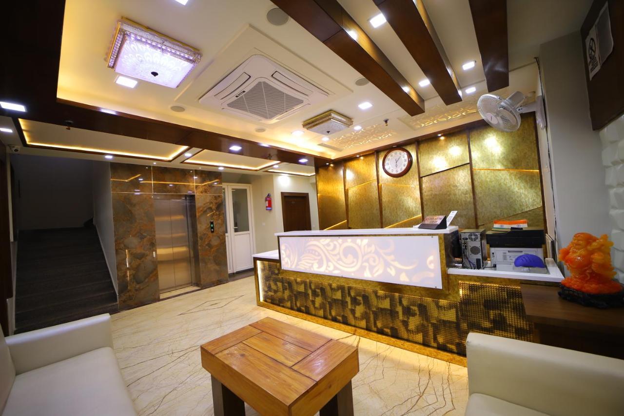 Hotel Royal Phoenix Agra  Extérieur photo