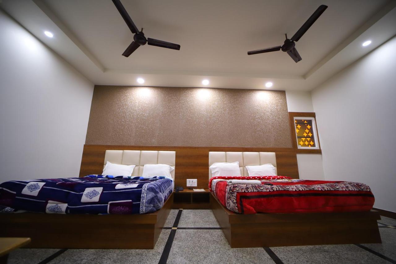 Hotel Royal Phoenix Agra  Extérieur photo