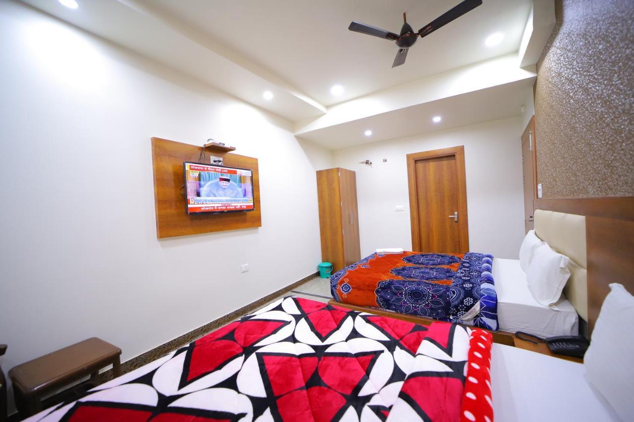 Hotel Royal Phoenix Agra  Extérieur photo
