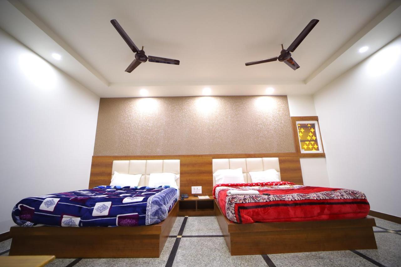 Hotel Royal Phoenix Agra  Extérieur photo